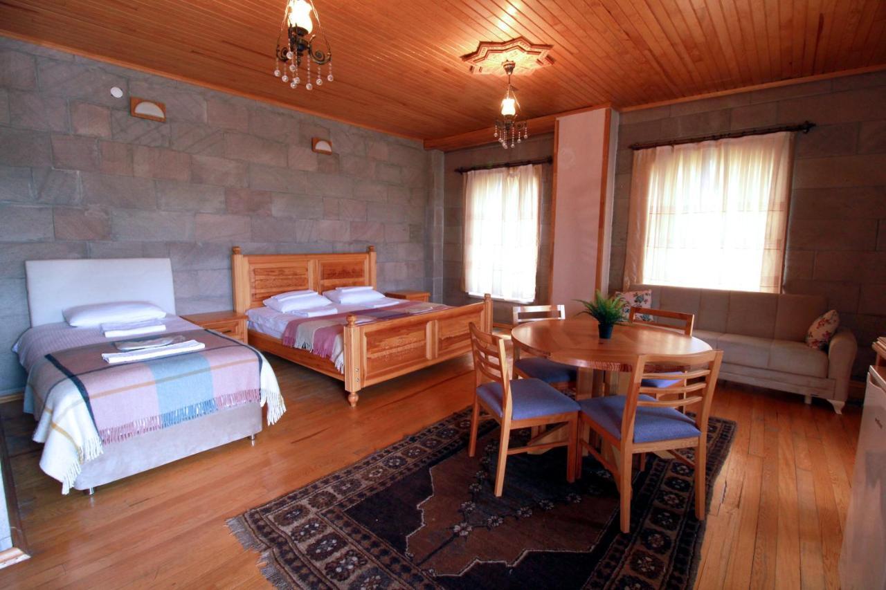 Lake Cildir Lodge Exterior photo